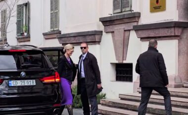 Intervistat për zgjedhjen e kreut të ri të Policisë së Shtetit, e ngarkuara me punë e SHBA, Nancy VanHorn shkon në ministrinë e Brendshme