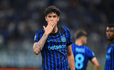 Bastoni i përzgjedhuri! Barcelona hidhet në sulm për mbrojtësin e Interit, shifrat e lëvizjes