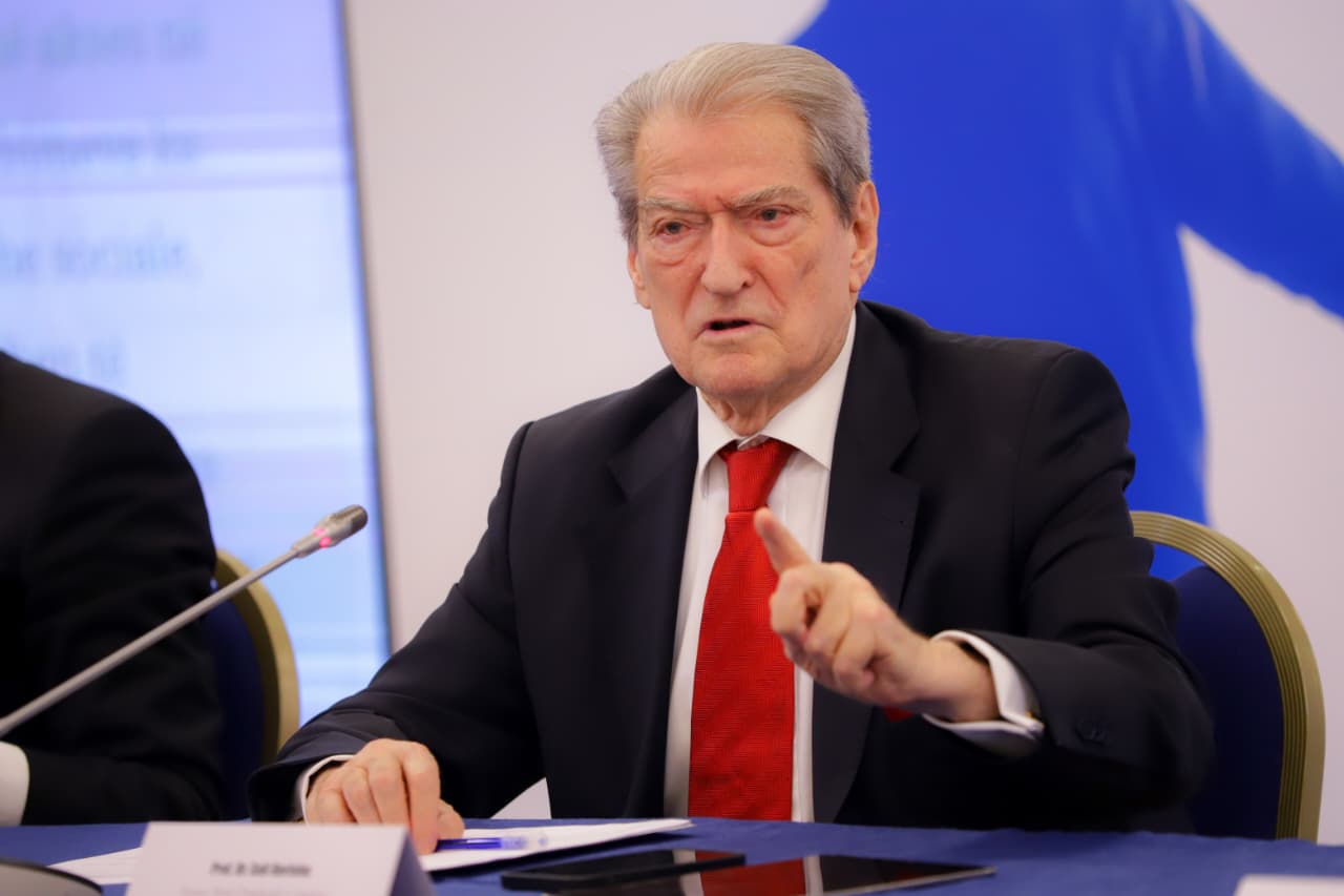 Reforma Territoriale  Berisha  Rama e urren Veriun e vendit  po grabit pasuritë