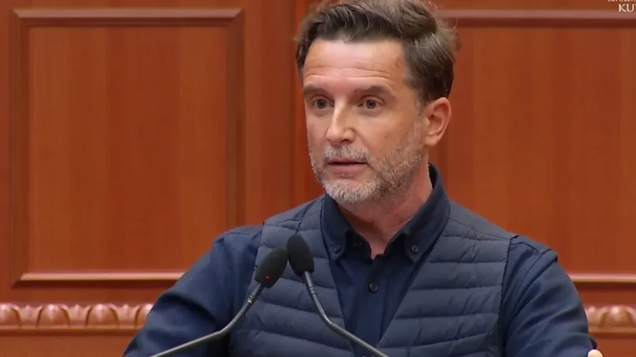 Erion Braçe vetëofrohet si kandidat për kryetar Bashkie në Tiranë në zgjedhjet e ardhshme