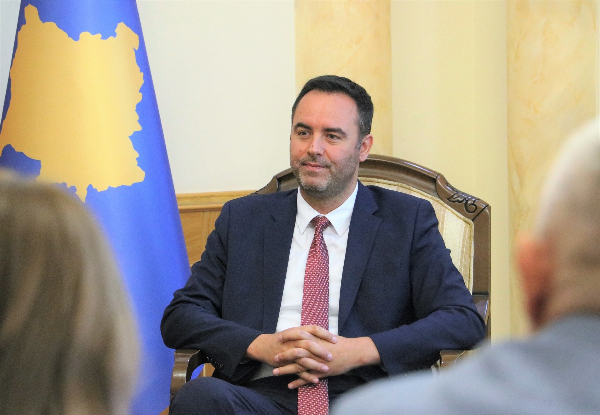 Gara presidenciale në Kosovë  Lëvizja Vetëvendosje propozon Glauk Konjufcën për President