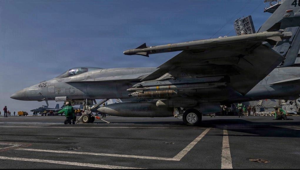 Izraeli godet selitë iraniane me mbi 250 bomba dhe 100 avionë luftarakë