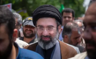 Dyshimet mbi shëndetin e liderit suprem, reagon ministri i Jashtëm i Iranit: Mojtaba Khamenei është në gjendje të mirë