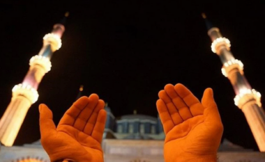 Më e vlefshme se 1000 muaj/ Çfarë duhet të dini për Natën e Kadrit dhe rëndësinë e saj