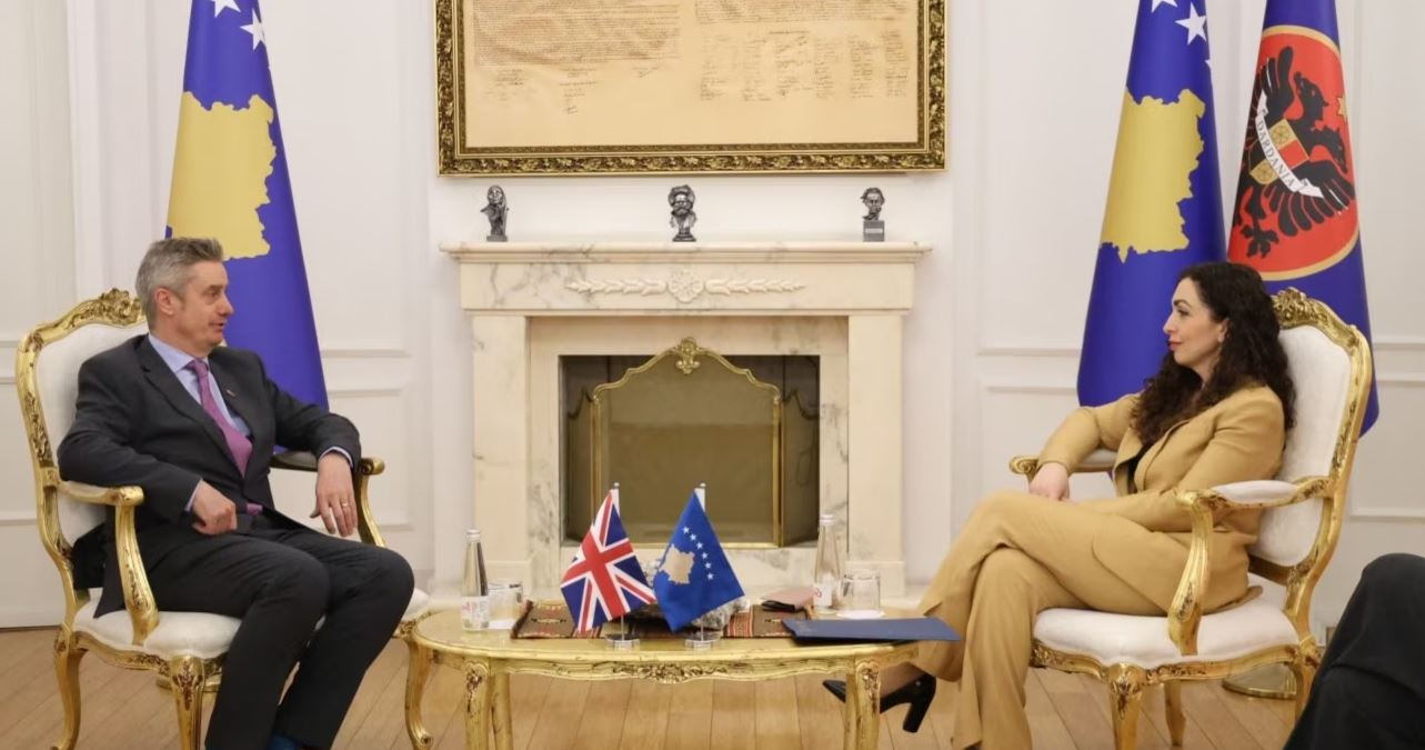 Ambasadori britanik në Prishtinë takon Osmanin  Bisedimet konstruktive  thelbësore për të gjetur zgjidhje