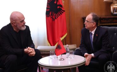 Presidenti Begaj dekreton shkarkimin e Belinda Ballukut dhe ndryshimet në kabinet
