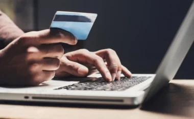 Mesazhe mashtruese në emër të postës u drejtohen qytetarëve! Policia ngre alarmin: Ja si të ruani të dhënat tuaja