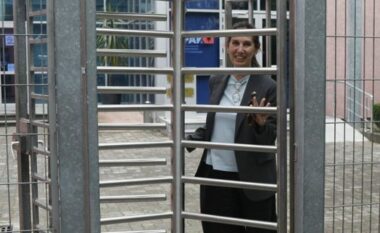 Mirela Kumbaro del pas 4 orësh nga ambientet e SPAK: Isha si person në dijeni për çështjen e stadiumit Arena