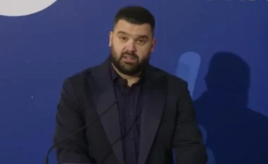 U përjashtuan nga gara për kryetar të PD Korçë, reagon Xhafka: Vendimi i marrë nga Kaso dhe Noka për arsye fetare