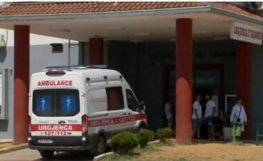 5-vjeçarja nga Pogradeci niset me urgjencë drejt Traumës, ra nga karriga e shtëpisë dhe pësoi lëndime të rënda