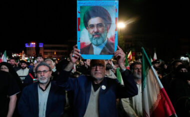 Armëpushimi dy javor, Irani nis bisedimet me SHBA! Çfarë parashikon plani i paqes me 10 pika për Ngushticën e Hormuzit