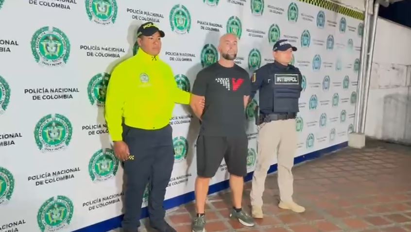 Në kërkim nga Interpol për vrasje dhe vepra të tjera penale, publikohet momenti i arrestimit të Florind Ramës në Kolumbi (VIDEO)