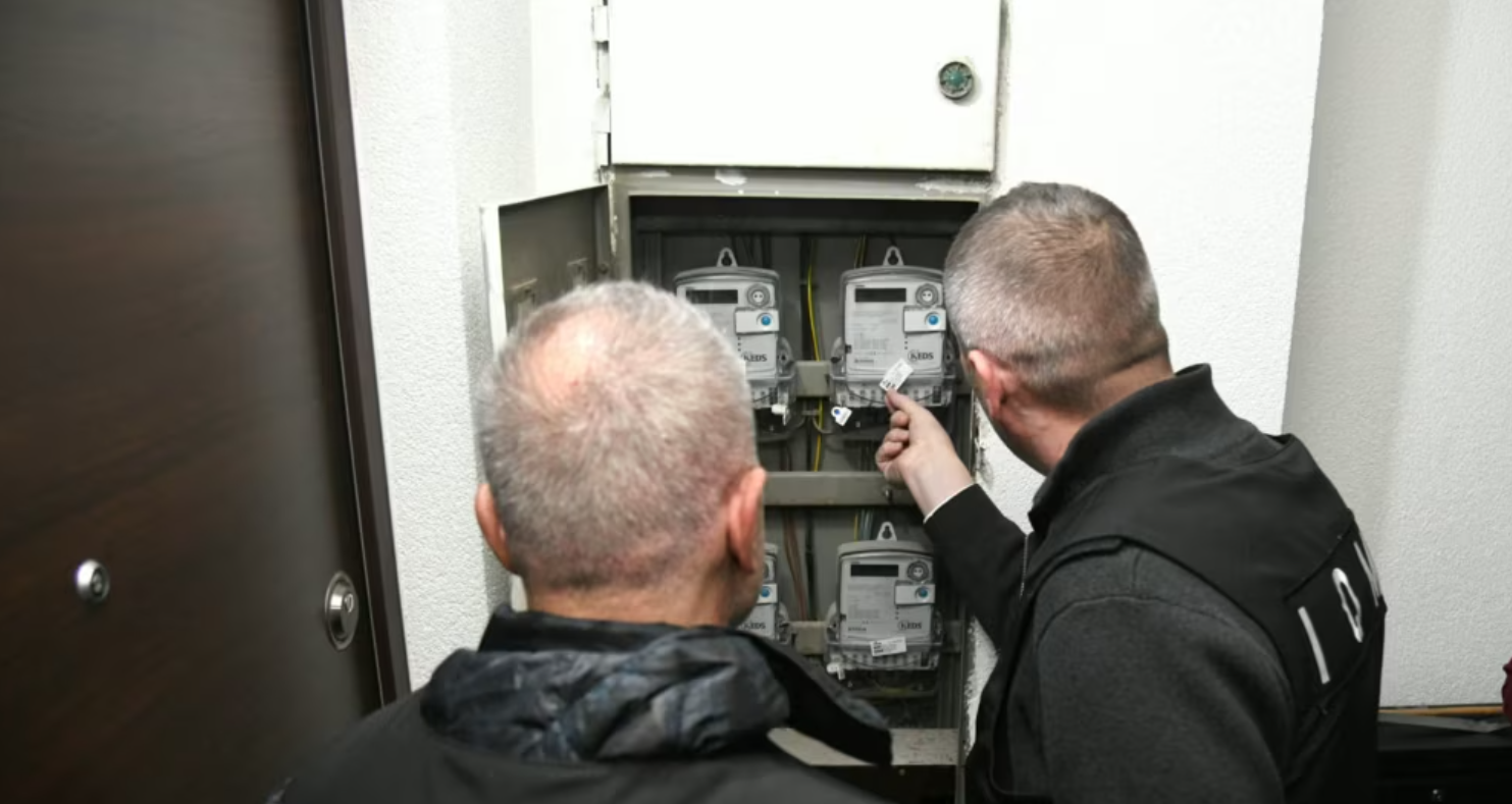 Parregullsi në matien e energjisë elektrike  Kosova paralajmëron gjoba për kompanitë përgjegjëse