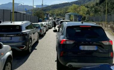 Pashkët katolike sjellin fluks të lartë emigrantësh, radha kilometrike në Kakavijë