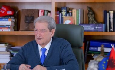 “Më 17 prill çdo qytetar të dëshmojë revoltën e tij”, Berisha: Rama është autori i çmimit të lartë të naftës dhe bllokimin e integrimit