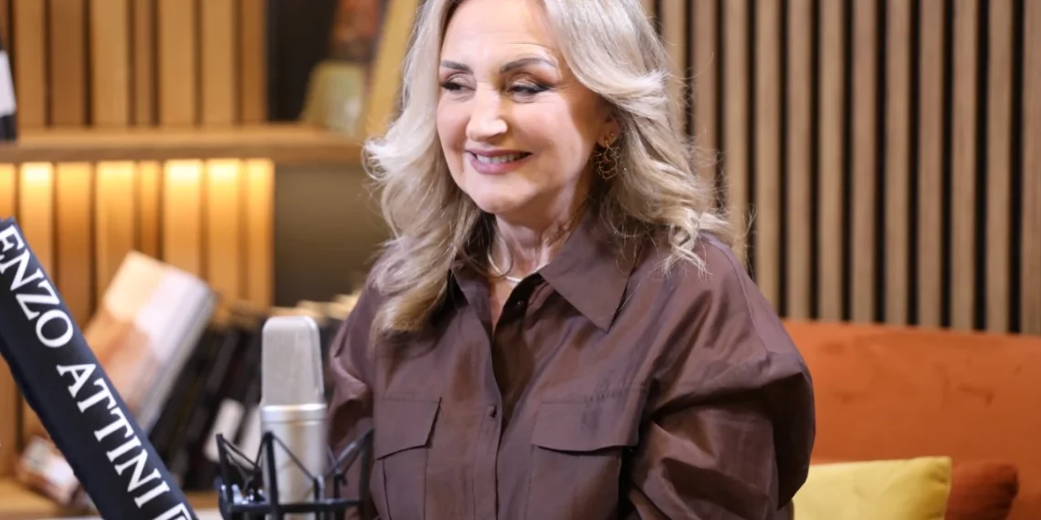 Aktorja Mariana Kondi rrëfen për takimin pas 50 vitesh me babain