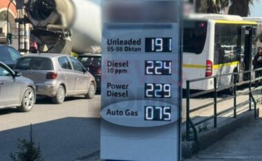 “Po abuzojnë sipas qejfit”, qytetarët thirrje Bordit të Karburanteve: Shikoni çmimin e Gazit, ishte 49 lekë dhe po e shesin me 75