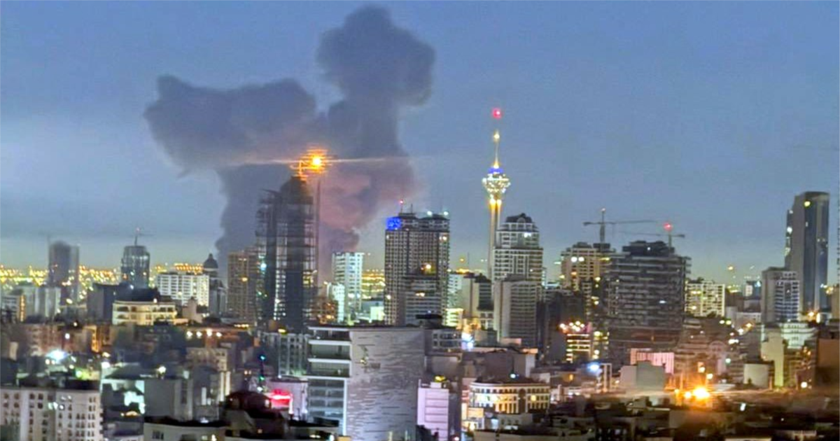 Intensifikohen sulmet në Iran  Trump paralajmëron për vdekjen  e civilizimit 