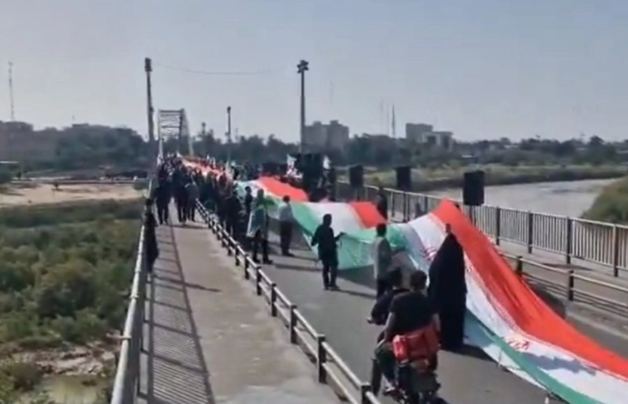 Irani nxjerr gra  fëmijë dhe studentë mbi ura e termocentrale  që Amerika të mos i bombardojë teksa afati i Donald Trump po përfundon