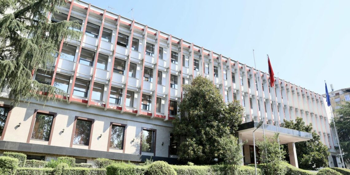 Armëpushimi SHBA-Iran, reagon Ministria e Jashtme e Shqipërisë: Hap pozitiv drejt stabilitetit dhe dialogut!