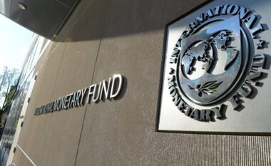 Lufta në Iran, FMN ul parashikimin për rritjen ekonomike