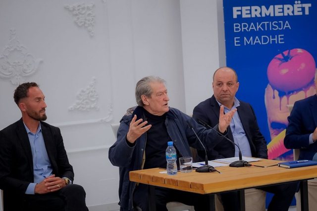 Berisha për Salianjin: Unë sulmoja Ergys Agasin, ai drekonte me të! Përdori Suel Çelën për të kërcënuar demokratët