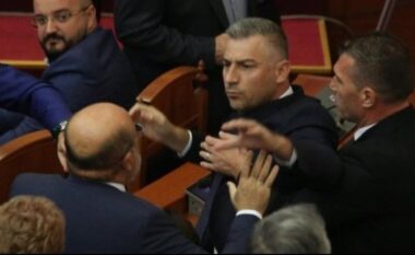 Sherri në Kuvend/ Gjykata e Lartë prish vendimin e Apelit të Posaçëm për Bledion Nallbatin