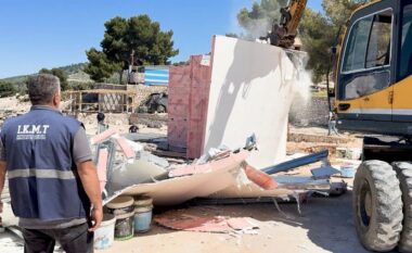Nga veriu IKMT-ja vijon aksionet në jug, shemben 10 objekte pa leje në Sarandë në fillim sezoni