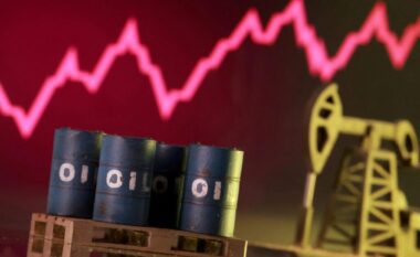 Nafta i afrohet 120 dollarëve, tensionet SHBA–Iran shtyjnë tregjet në alarm