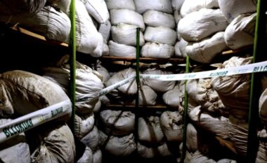 Bllokohen 4 tonë produkte bimore të firmës “Merja”, ishin pa etiketë dhe informacion për afatin e përdorimit dhe origjinën