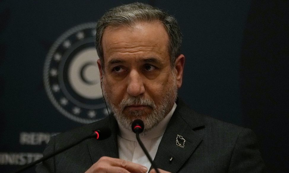 Ministri i Jashtëm i Iranit bën thirrje për kushte  përfundimtare  dhe  të përhershme  për t i dhënë fund luftës