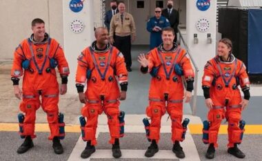 Misioni historik Artemis II, sa është paga e astronautëve që udhëtojnë rreth Hënës?