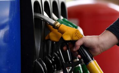 Rritet sërish çmimi i naftës, Bordi i Transparencës publikon ndryshimet. Ja sa do të shitet benzina dhe gazi