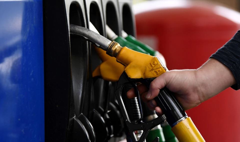 Rritet sërish çmimi i naftës  Bordi i Transparencës publikon ndryshimet  Ja sa do të shitet benzina dhe gazi