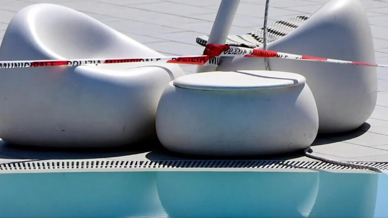 Tragjike në Itali  Një 7 vjeçar mbytet në pishinën termike  autoritetet  U bllokua nga një 