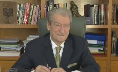 “Në Elbasan sallën ia mbushi Suel Çela, në Durrës mblodhi…”/ Përplasjet me Salianjin, Berisha: Do ketë fatin e Lul Bravës! Drekat me Agasin dhe Pëllumb Gjokën…