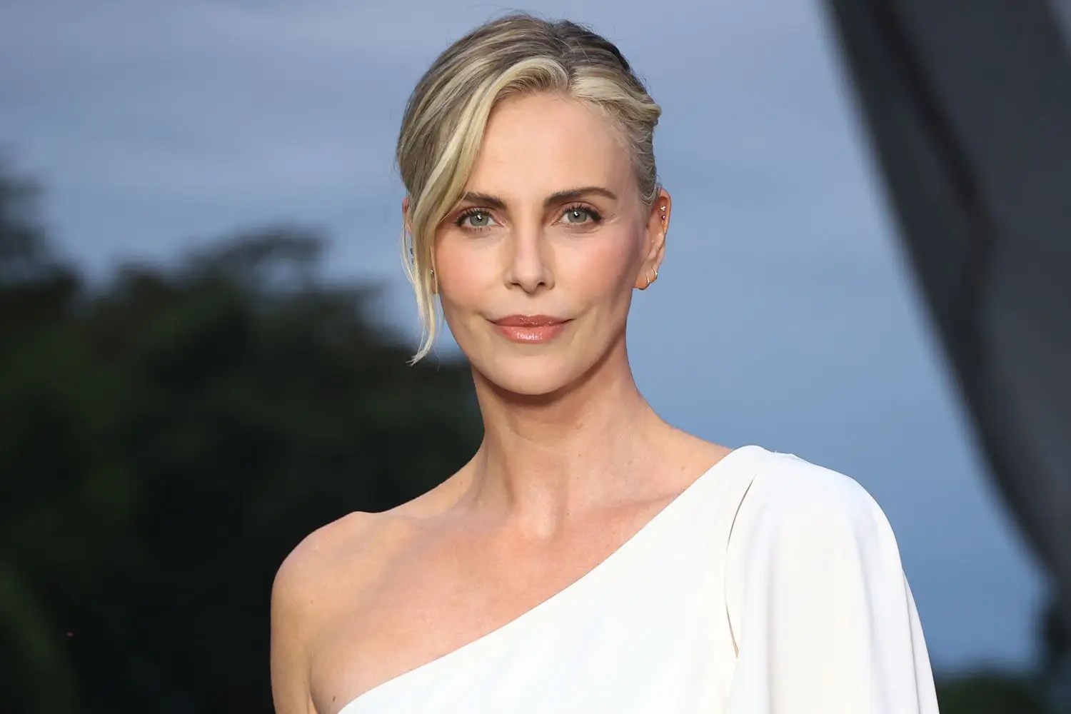 Charlize Theron  Nuk mendoj se mund të jetoj sërish me dikë
