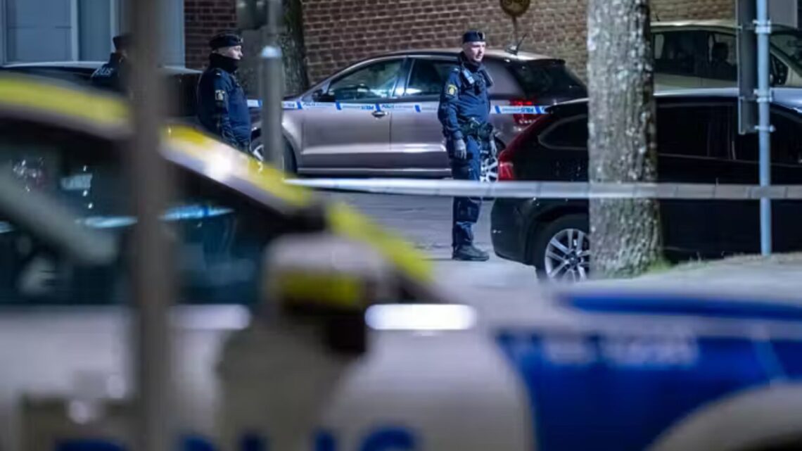 E rëndë në Suedi/ Vritet  20-vjeçari shqiptar, plagoset vajza që e shoqëronte