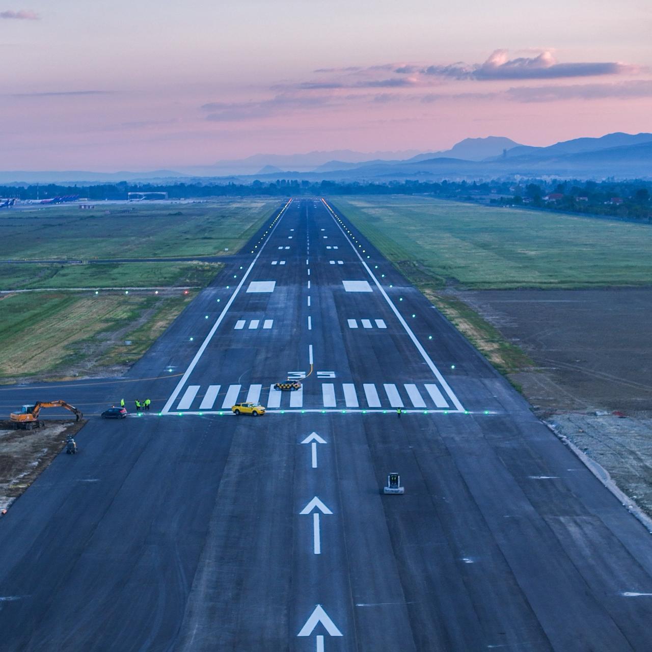 pista Aeroporti i tiranes