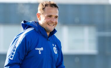 Abrashi e mbyll karrierën në Shqipëri? Ish-mesfushori i Kombëtares firmos kontratën e re