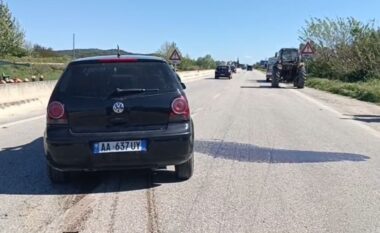 Aksident në autostradën Rrogozhinë-Lushnje, 3 persona përfundojnë në spital