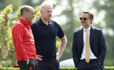 Takim në selinë e Milanit, Furlani, Tare dhe Alegri planifikojnë të ardhmen kuqezi