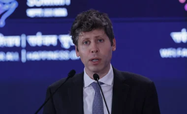 Sulmi në shkollën kanadeze ku u vranë 8 nxënës, shefi i OpenAI kërkon falje që nuk informoi policinë për agresorin