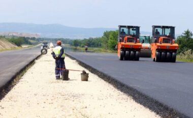 Investimet publike prekin fundin prej dosjeve korruptive, niveli më i ulët në 17 vite në janar-mars
