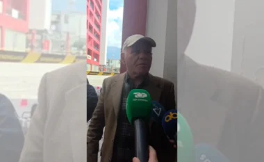 Flet banori i pallatit që u përfshi nga flakët: Shtëpia 150 mijë euro u bë shkrumb, e kam blerë para dy vitesh (VIDEO)