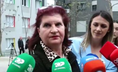 Gruaja kërkon njeriun e afërt në pallatin që u përfshi nga flakët: Nuk kam asnjë kontakt, ka fikur edhe telefonin, nuk e di çfarë ka ndodhur