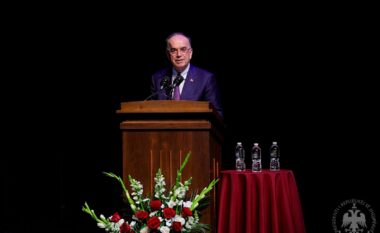 Presidenti Begaj nga Teksasi: Ëndrra amerikane vijon të jetë një busull për Shqipërinë