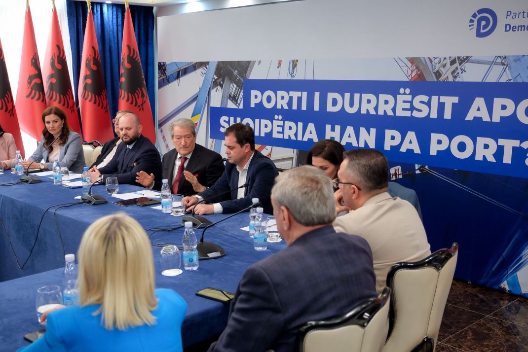 Berisha  Shqipëria ka mbetur në klasë për shkak të vjedhjeve të Ramës dhe Ballukut  një  breshëri  e re kushtesh do të vendosen për integrimin në BE