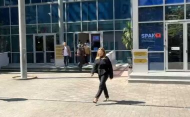 Hetimet për aferën e AKSHI-t, Dallëndyshe Bici dy orë në SPAK për legalizimin e një vile të Ergys Agasit