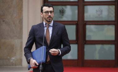 Kriza e karburanteve/ Ministri i Infrastrukturës: Nuk do e heqim taksën e qarkullimit! Bordi mund ta rriste sërish çmimin